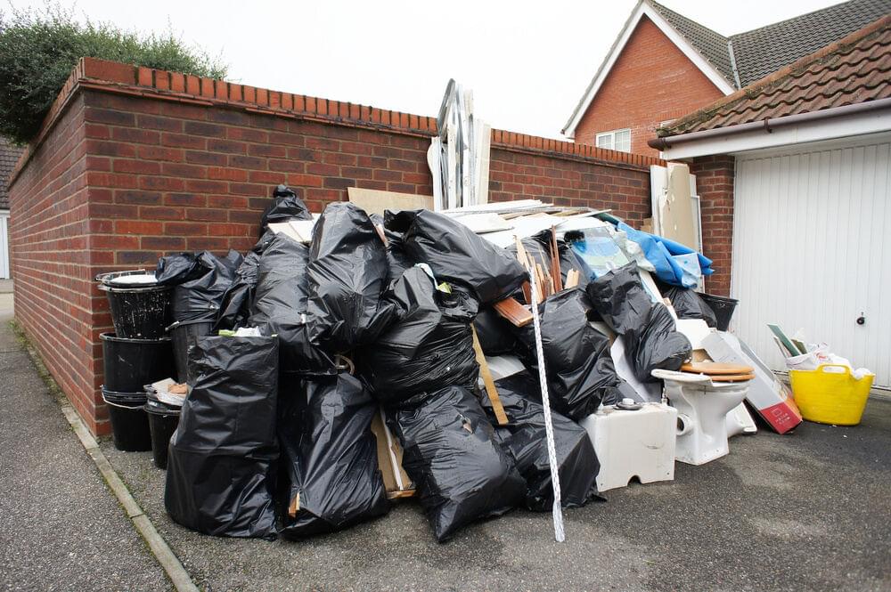 The Ultimate Checklist for End of Tenancy Rubbish Removal